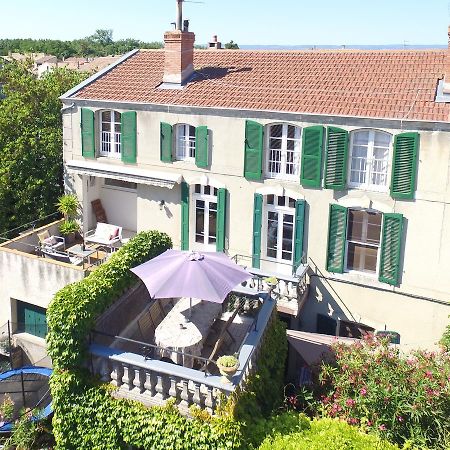 Maison De Maitre A Bram # Jacuzzi Екстер'єр фото